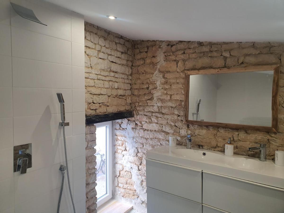La P'Tite Ecurie Apartman Saint-Jean-de-Liversay Kültér fotó