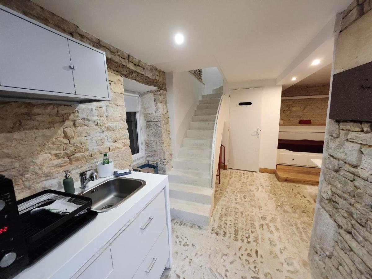 La P'Tite Ecurie Apartman Saint-Jean-de-Liversay Kültér fotó