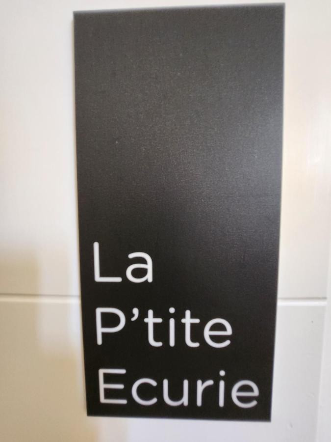 La P'Tite Ecurie Apartman Saint-Jean-de-Liversay Kültér fotó